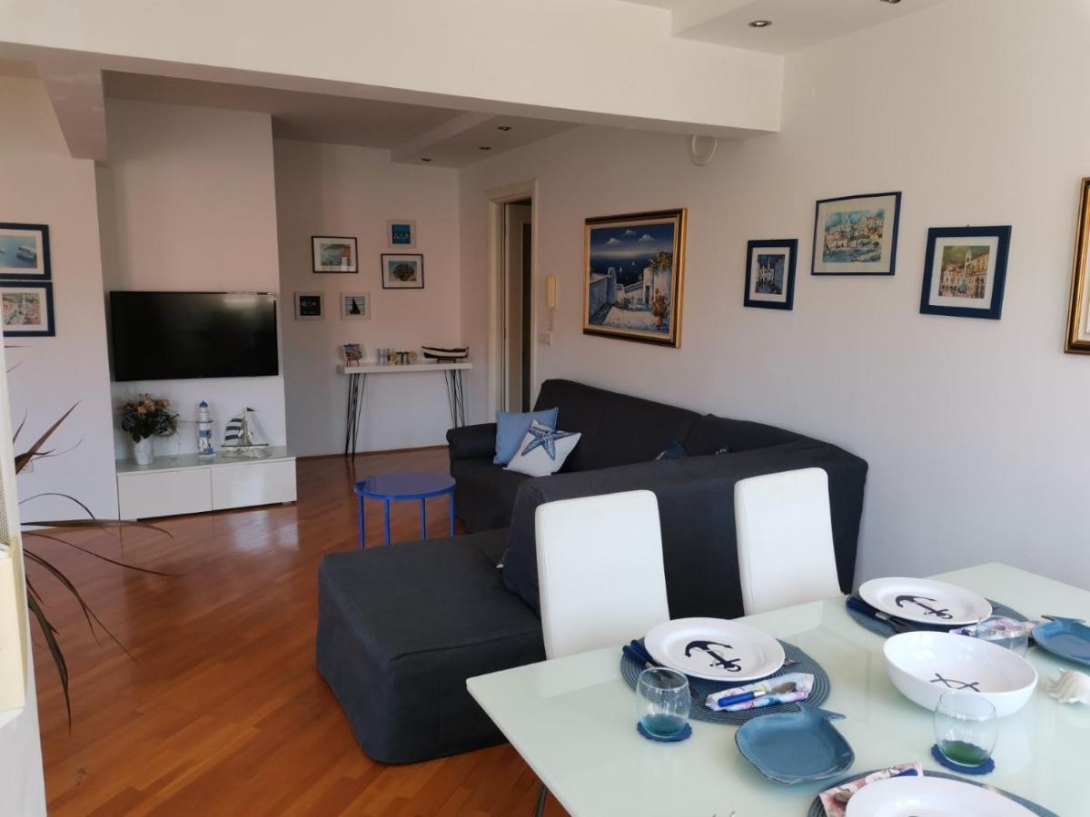 Appartamento 1 Apartmant & 1 Delux With Bathroom